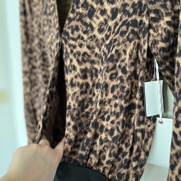 NWT Good American Wrap-effect Sepia Leopard-Print Satin Bodysuit 0 - Picture 8 of 15